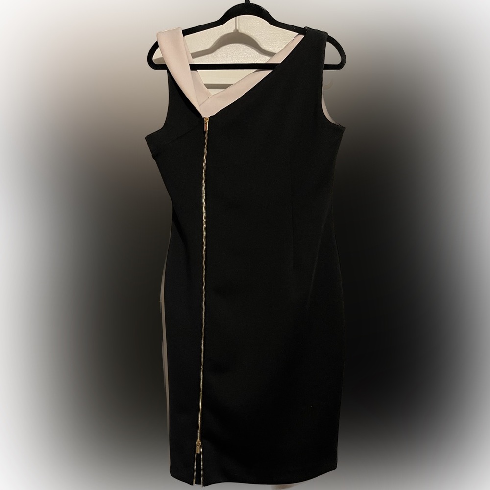 Sleeveless Scuba Sheath Dress with Color Blocked Neckline, Calvin Klein size 12